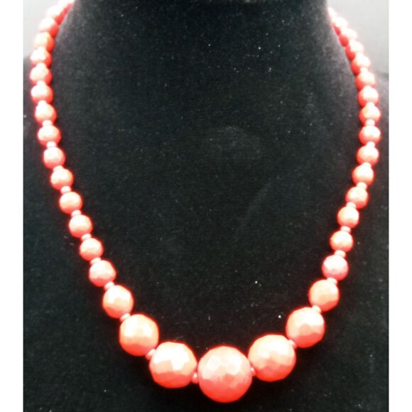 Red Lucite Necklace Faceted Beads Vintage West Germany Adjust 15.5 In  Jewelry - Picture 4 of 14